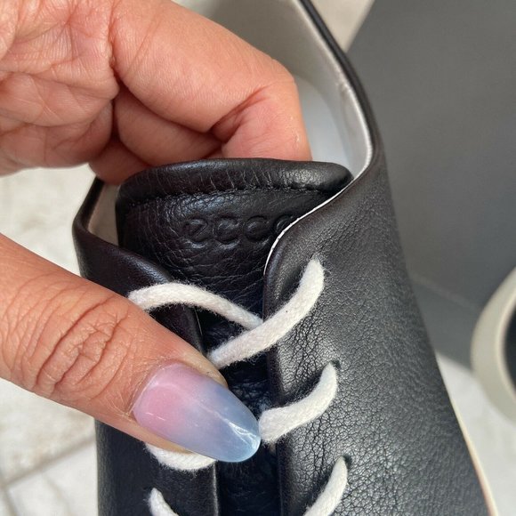 Ecco Gillian Tie Womens Lace Up Sneakers Black Cow Leather EU 38 US 7 - 7.5 - Picture 6 of 7